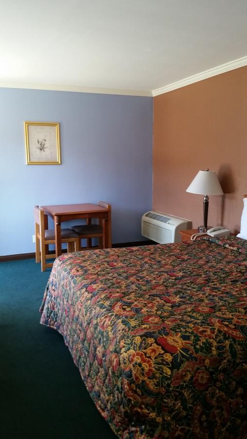 Del Aire Inn Lennox Εξωτερικό φωτογραφία