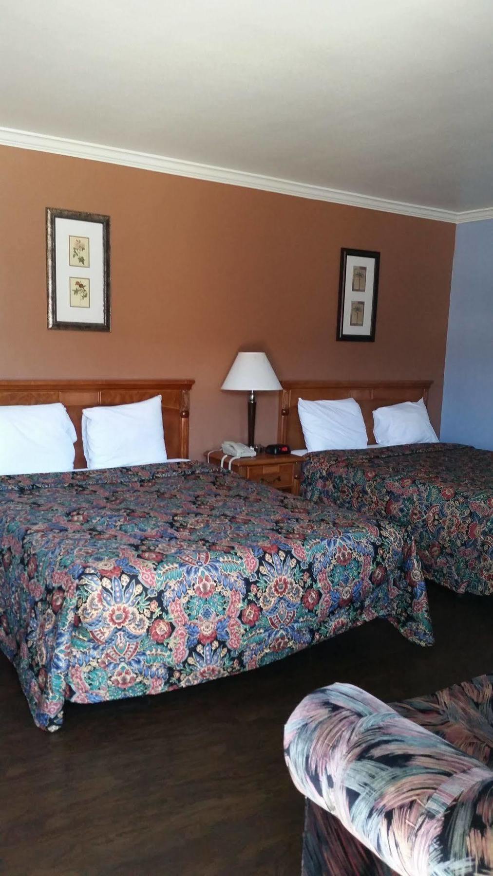 Del Aire Inn Lennox Εξωτερικό φωτογραφία